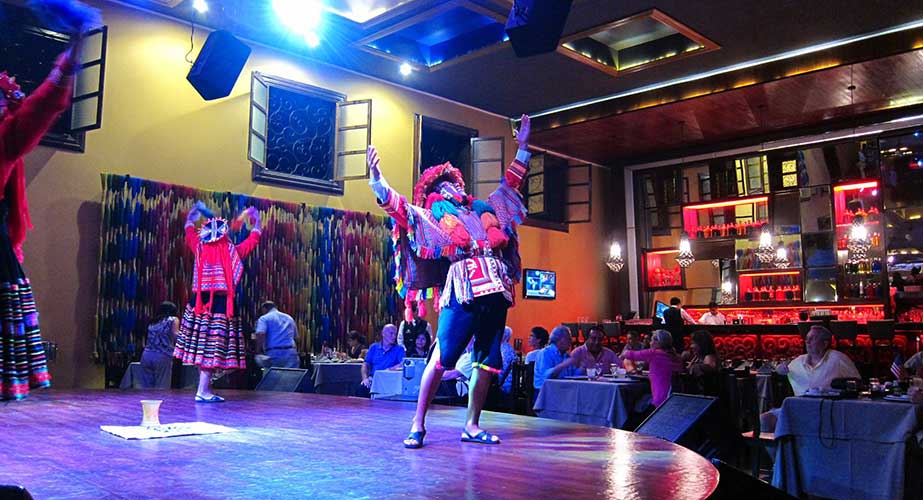 Day 2: LIMA - DINNER SHOW Day 2: LIMA - DINNER SHOW