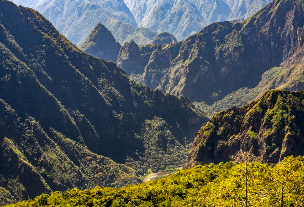 Day 7: Lucmabamba | Llactapata – Hydroelectric – Aguas Calientes 