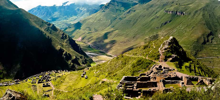 Day 1: Cusco – Pisac – Urubamba - Ollantaytambo – Aguas Calientes